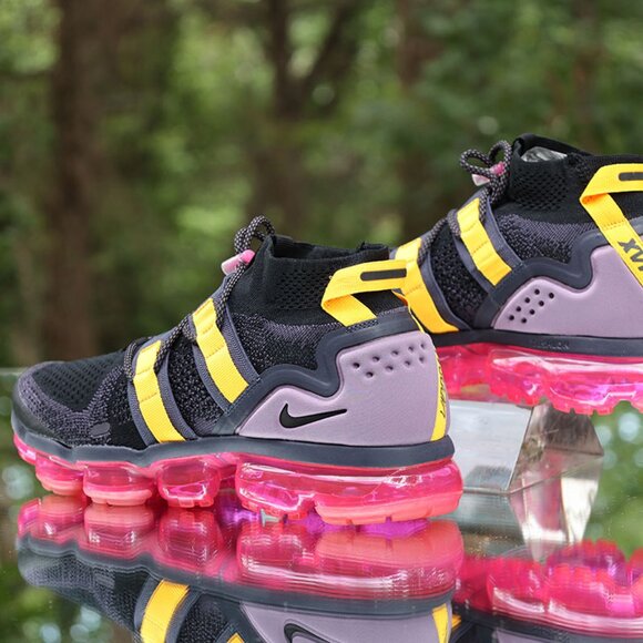 Nike Air VaporMax Utility Pink Blast - Picture 13 of 14